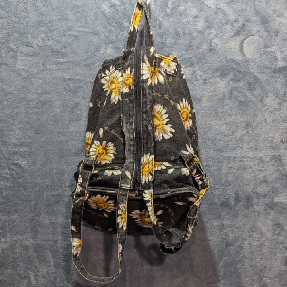Vintage Sassaby Daisy Floral Mini Backpack Black He Loves Me 90s Sling Bag Y2K - Picture 6 of 16